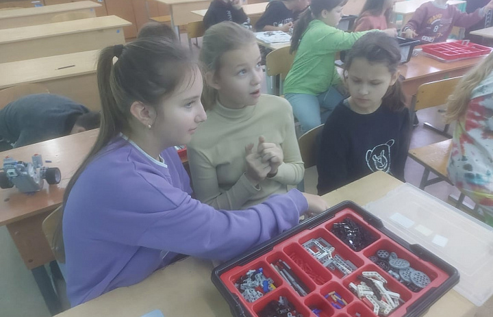 "ТехноЭкспресс" снова в пути.