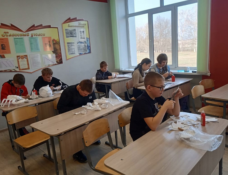 Весенние каникулы в объединении "Бумагопластика"