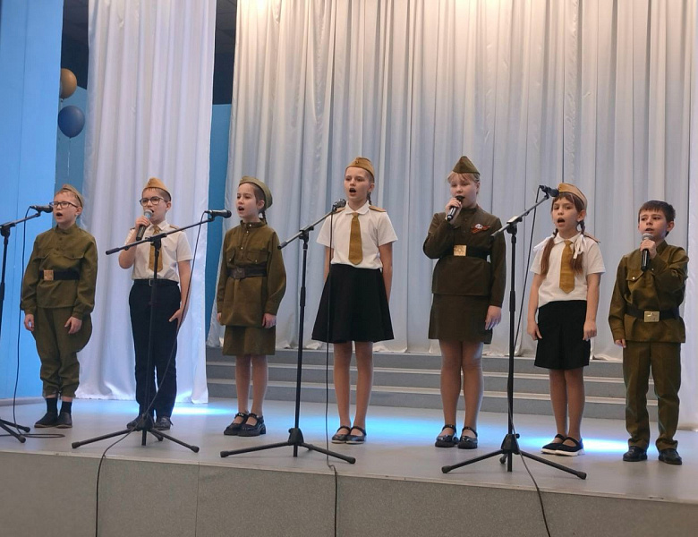 Состоялся районный конкурс патриотической песни "Я люблю тебя, Россия!"