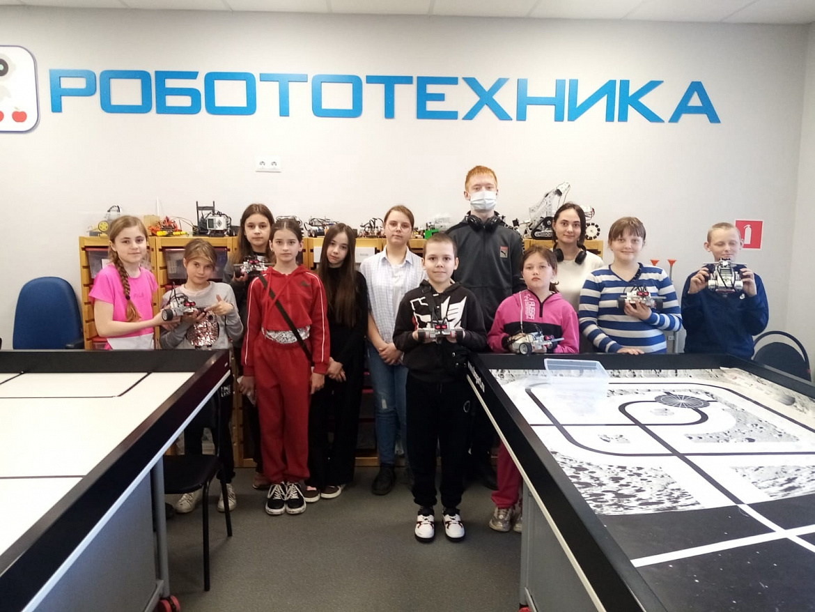 Мастер - классы  по  робототехнике и  моделированию 3D - ручкой