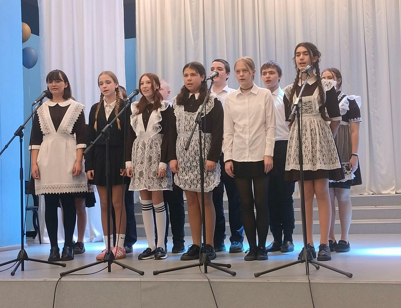 Состоялся районный конкурс патриотической песни "Я люблю тебя, Россия!"