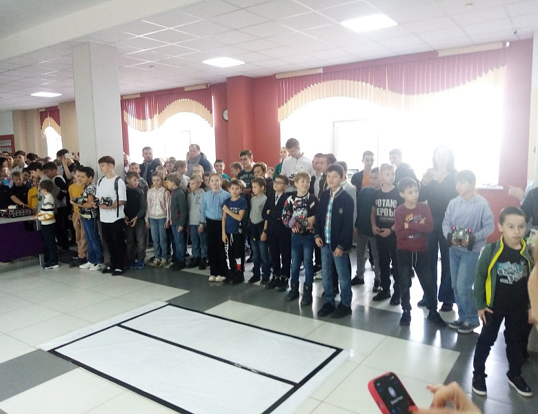 «Собери своего робота»