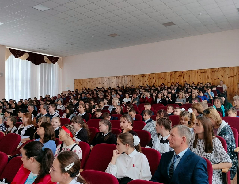  «Всему начало здесь, в краю своем родном…»,